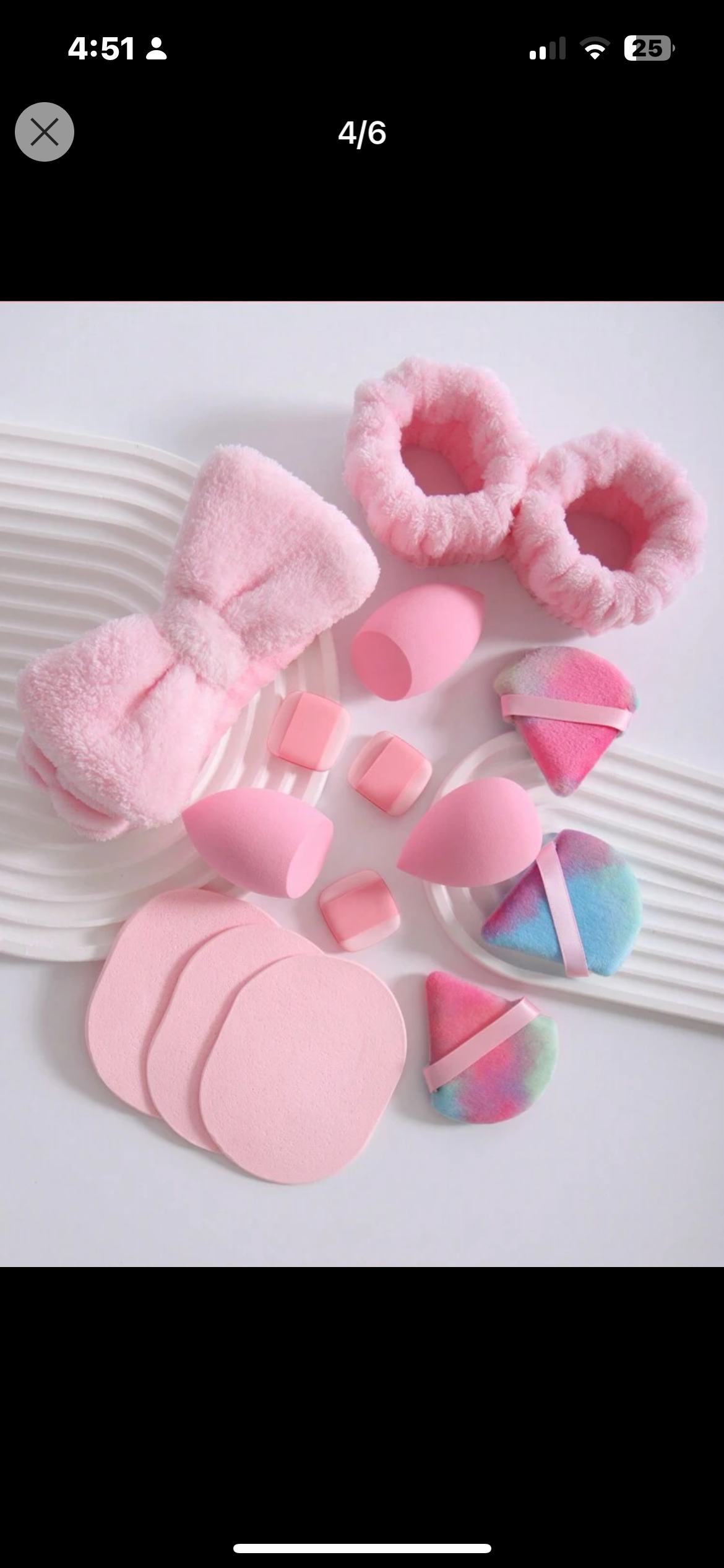 Adorable makeup applicators