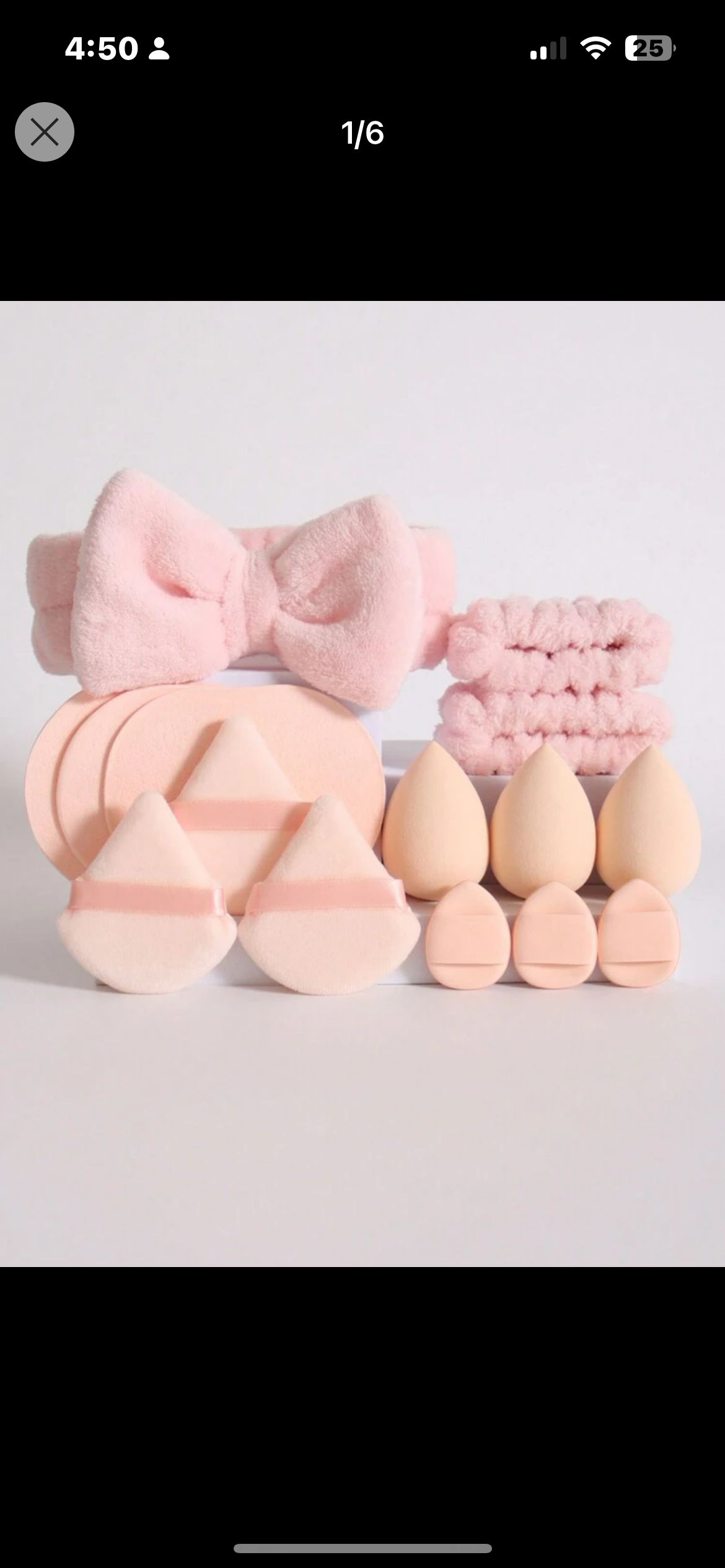 Adorable makeup applicators