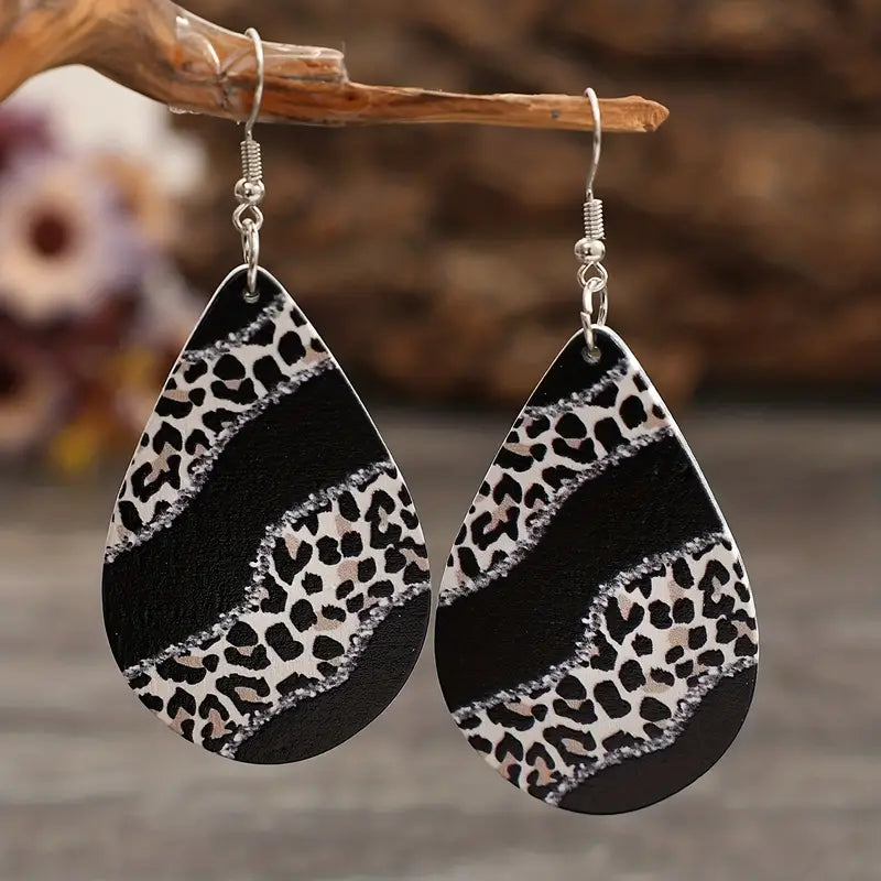 Black And White Leopard Water Drop Pattern Dangle Earrings