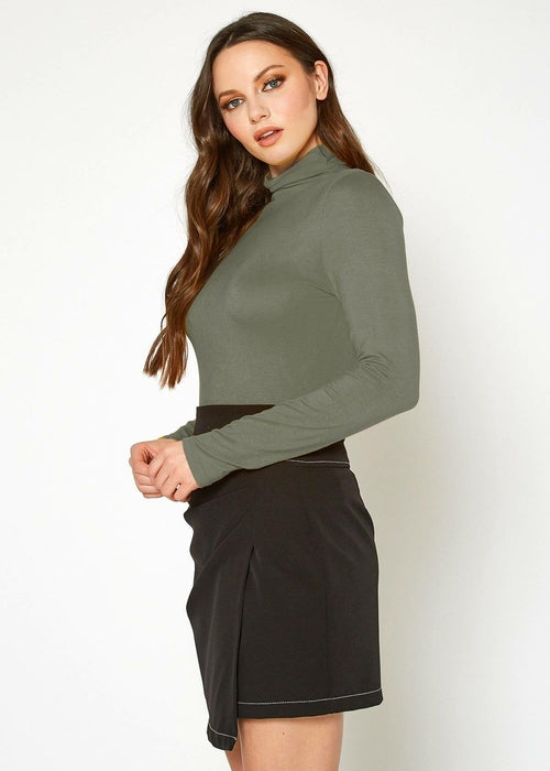 Women's Long Sleeve Turtle Neck Fitted Top