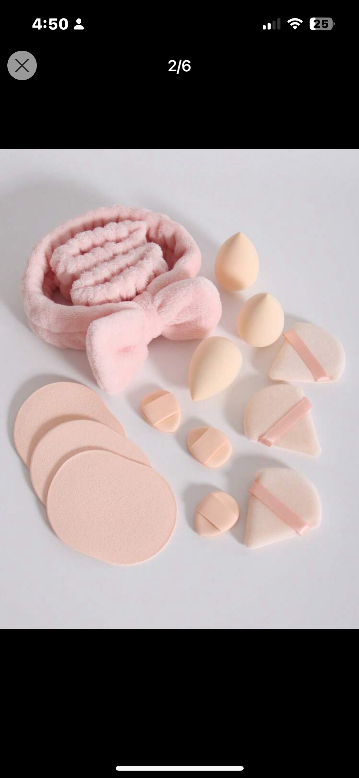 Adorable makeup applicators