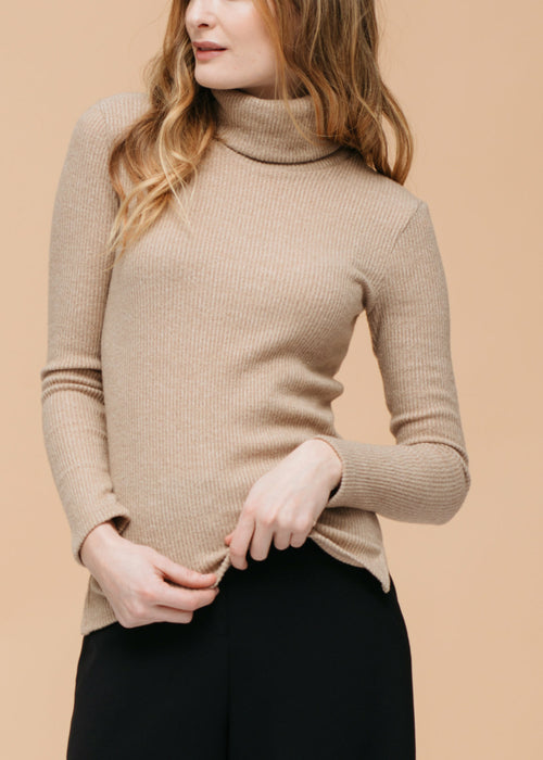 Women's Soft Turtle Neck Ribbed Knit Sweater Top